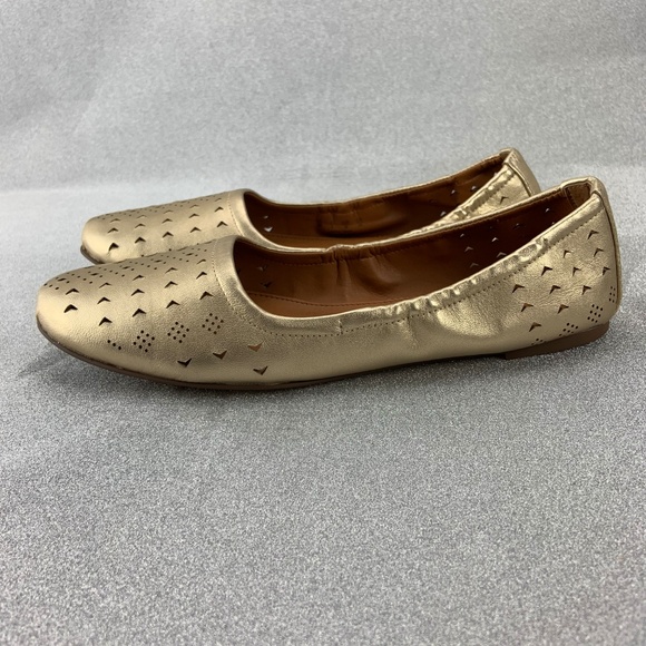 SARTO by Franco Sarto Gold Brewer Leather Flat - Picture 8 of 8